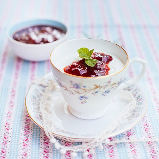 Strawberry jam with rosemary