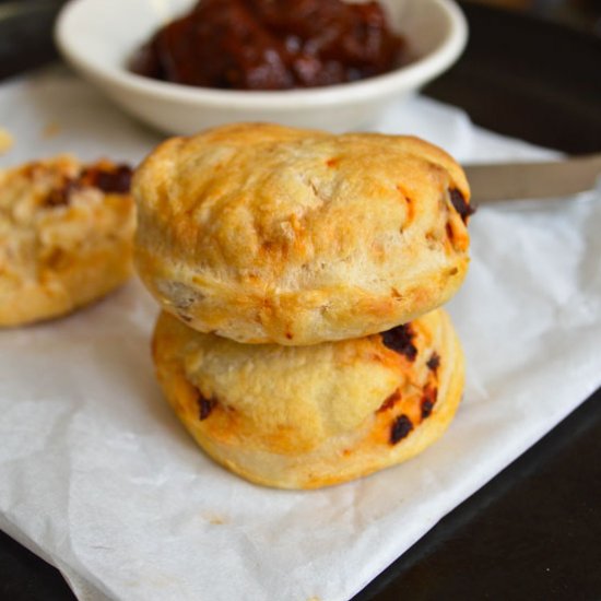 Chipotle Cheddar Biscuits