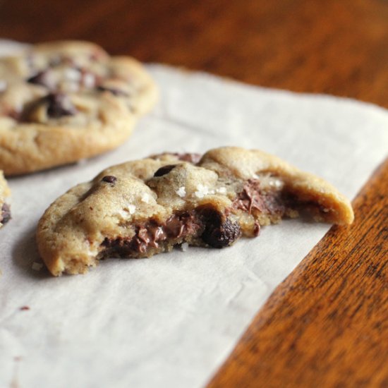 Nutella-Stuffed Choco Chip Cookies