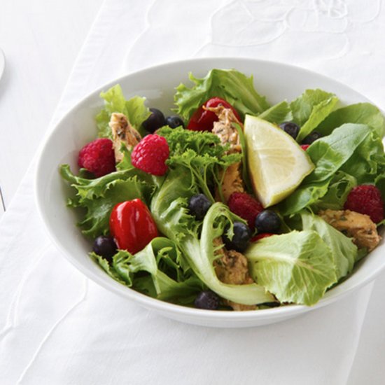 Healthy Chicken Berry Salad