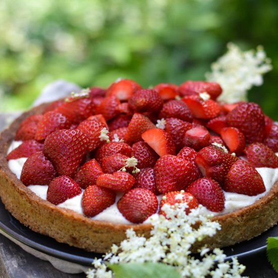 Danish strawberry pie