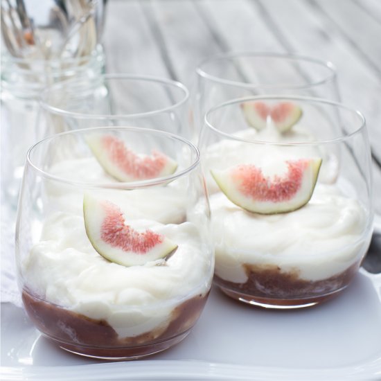 White Chocolate Yoghurt Pots