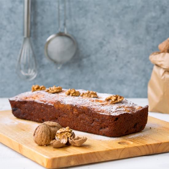 NUTS AND DRIED FRUIT CAKE