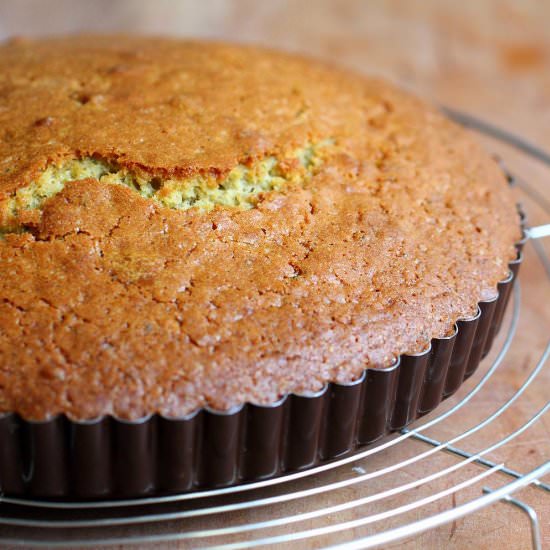 Rosemary spelt cake