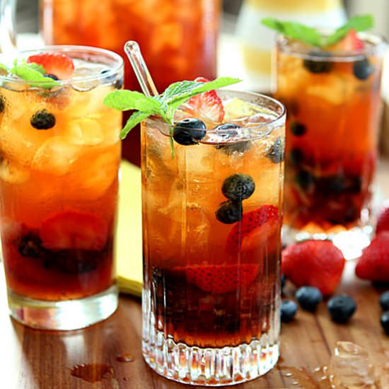 Very Berry Iced Tea with Mint Syrup