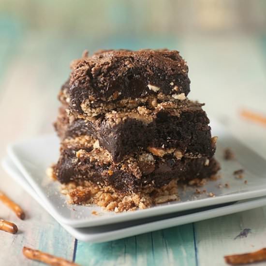 Pretzel Crusted Fudgy PB Brownies