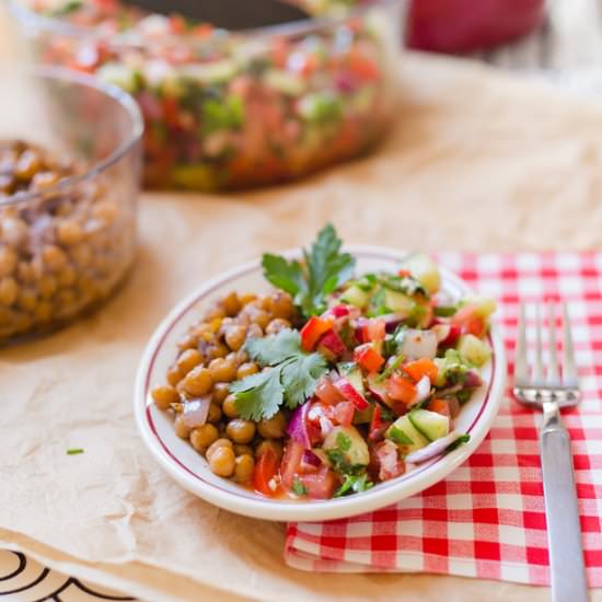 Spiced Chickpea and Vegetable Salad