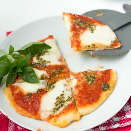 Mini Caprese pizza