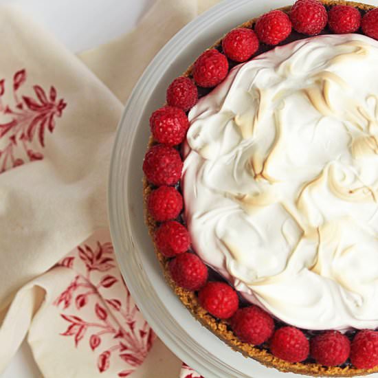 Raspberry S’more Pie