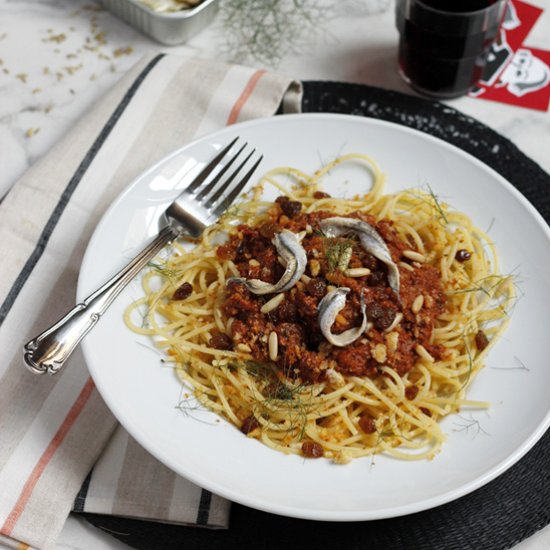 Spaghetti Sardine with Fennel