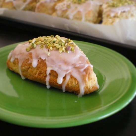 Lemon Pistachio Vanilla Scone