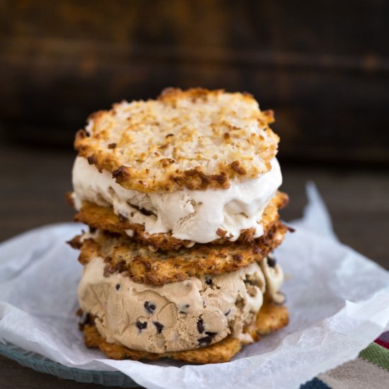 Macaroon Ice Cream Sandwiches