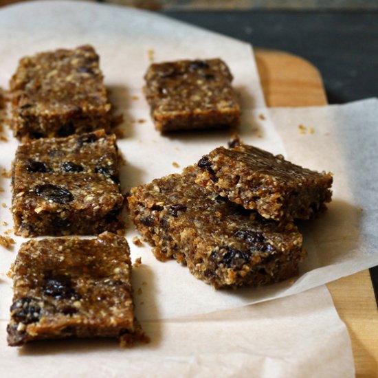 Oatmeal Raisin Cookie Dough Bars