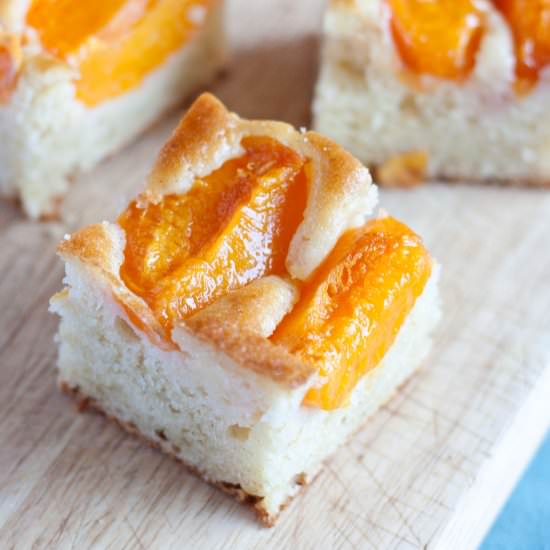 Simple Apricot Yogurt Cake