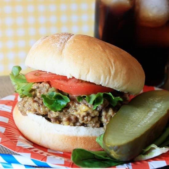 Crockpot Cheeseburgers