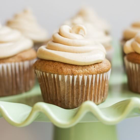 Banana Cupcakes with PB Frosting