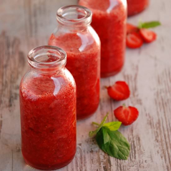 Strawberry And Apple Cocktail