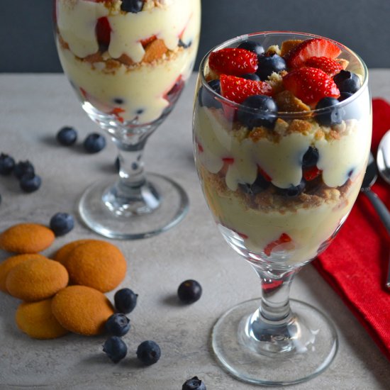 Vanilla Bean Pudding Fruit Parfaits