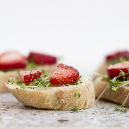 Strawberry cress sandwich