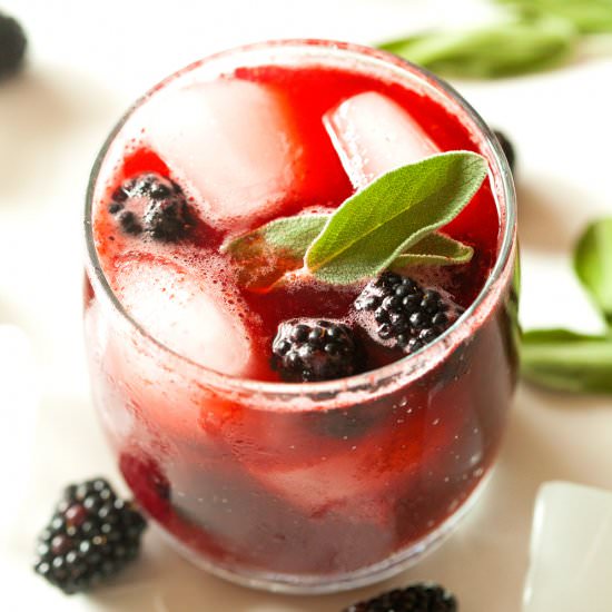 Blackberry Sage Lemonade Sparklers