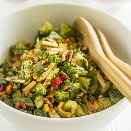 CREAMY BROCCOLI SALAD