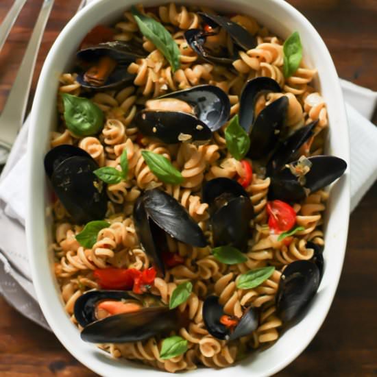 Whole Wheat Fusilli with Mussels