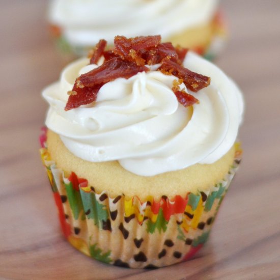 Candied Maple Bacon Cupcakes