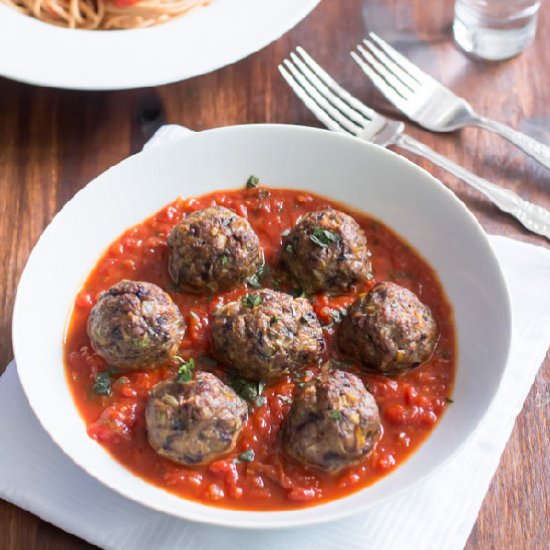 Spicy Turkey Meatballs with Veggies