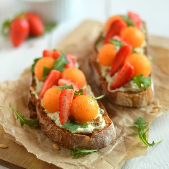 Salt Strawberries / Melon on Bread