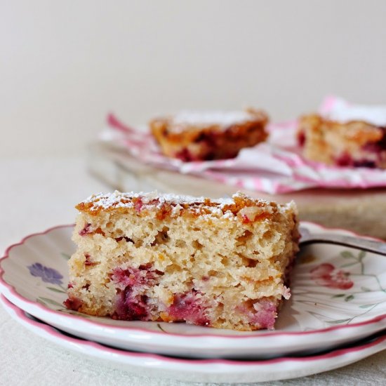 Berry and Cinnamon Buttermilk Cake