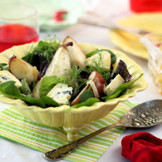 Roasted Pear & Blue Cheese Salad