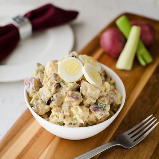 Creamy Roasted Garlic Potato Salad