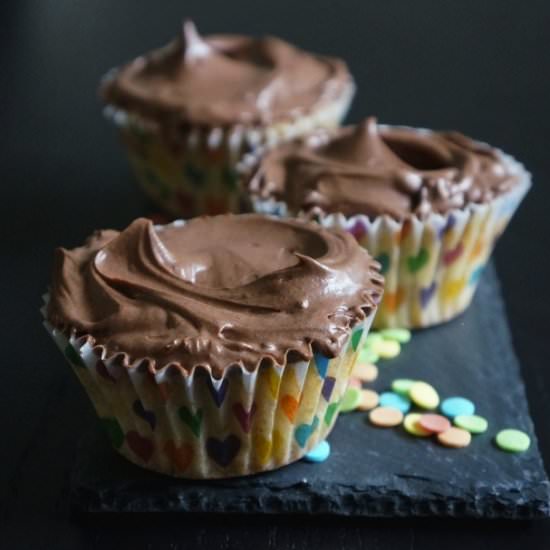 Vanilla Cupcakes Cocoa Frosting