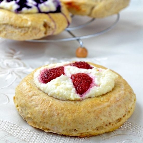 Cheese and Coconut Sweet Buns