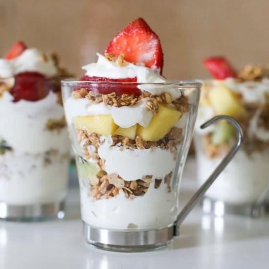 Yogurt-Cream Fruit Granola Parfait