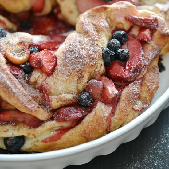 Berry Swirl Bread with Cinnamon