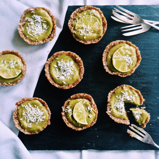 Mini Raw Vegan Lime Pies