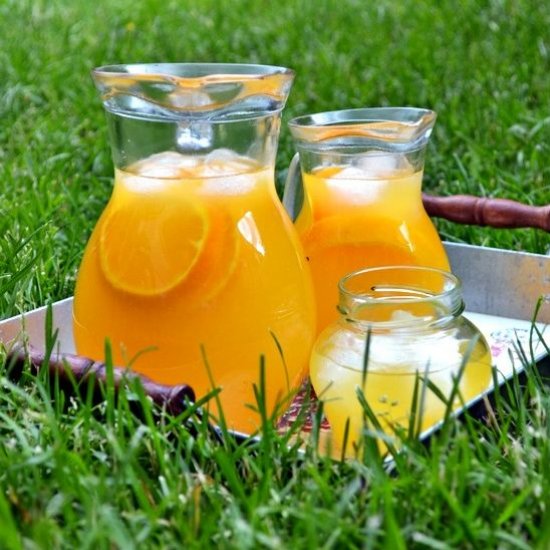 Old-Fashioned Orange Lemonade