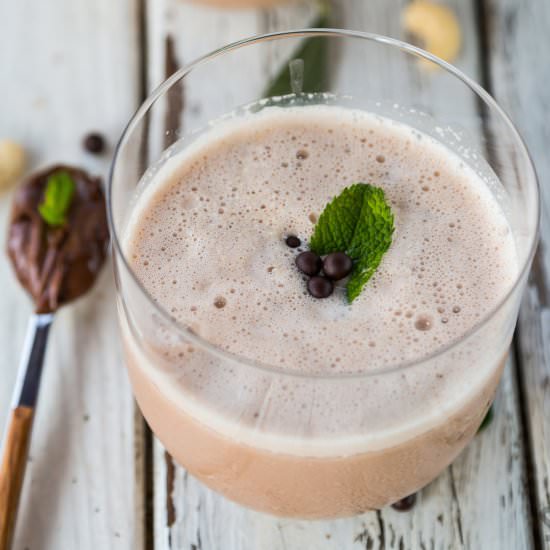 Nutella Cashew Milkshake