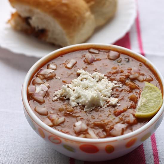 Paneer (Cottage Cheese) Pav Bhaji