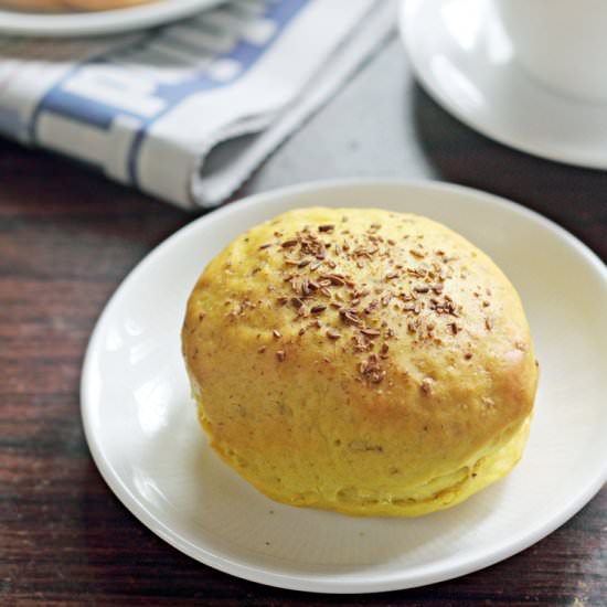 Komaj (Persian Date Stuffed Bread)