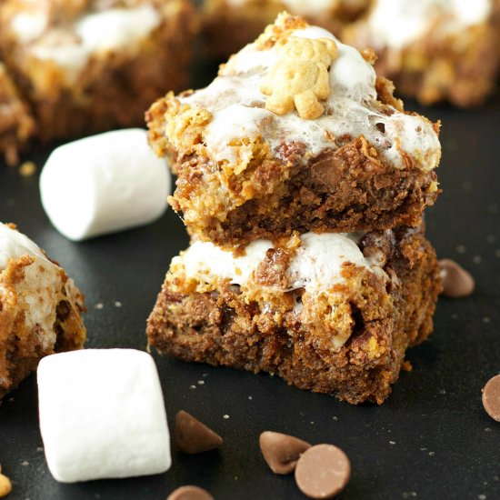 Crockpot S’mores Cookie Bars