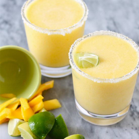 Pineapple Mango Vodka Smoothies