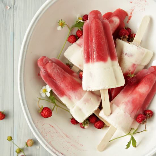 Yoghurt and Strawberry Popsicles