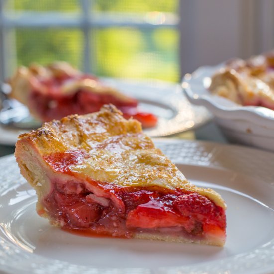 Rustic Strawberry Pie