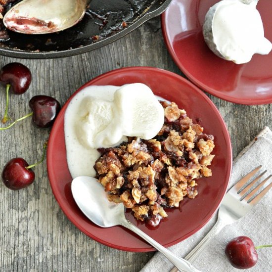 Caramel Apple Dark Cherry Crisp