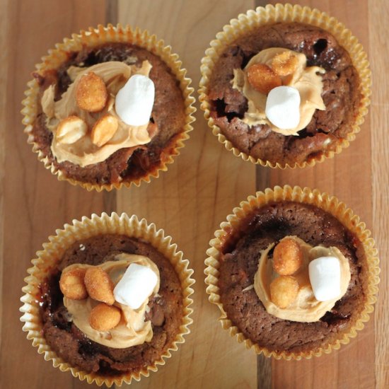 Peanut Mallow Brownie Cups