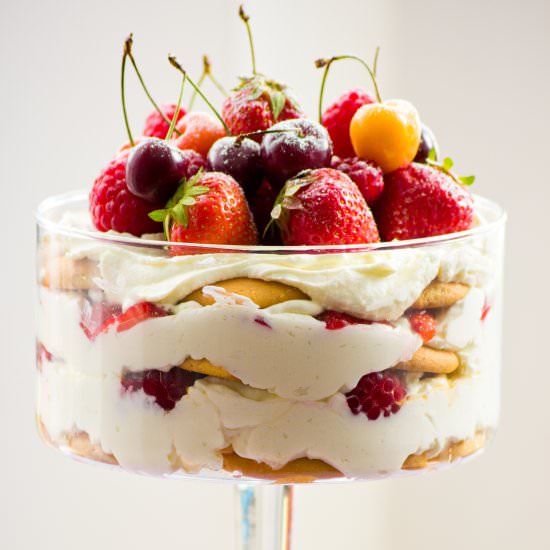 Summer berry trifle