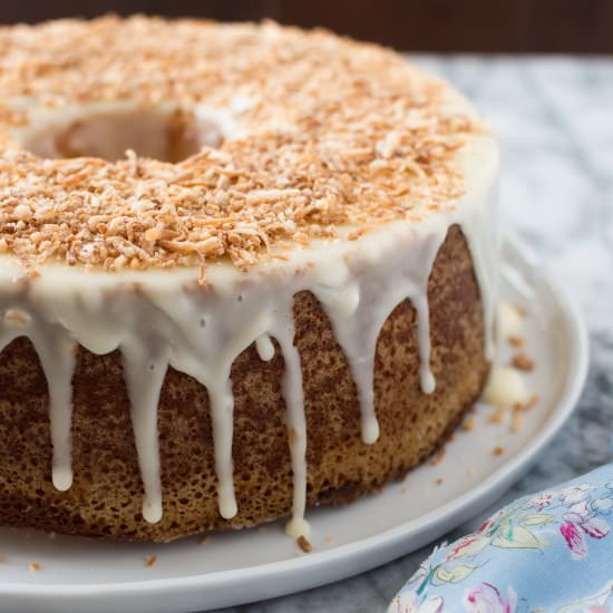 Louisiana Crunch Cake