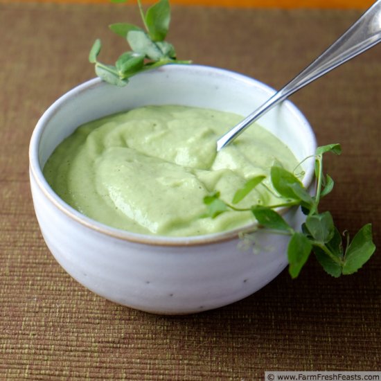 Creamy Pea, Avocado & Mint Soup